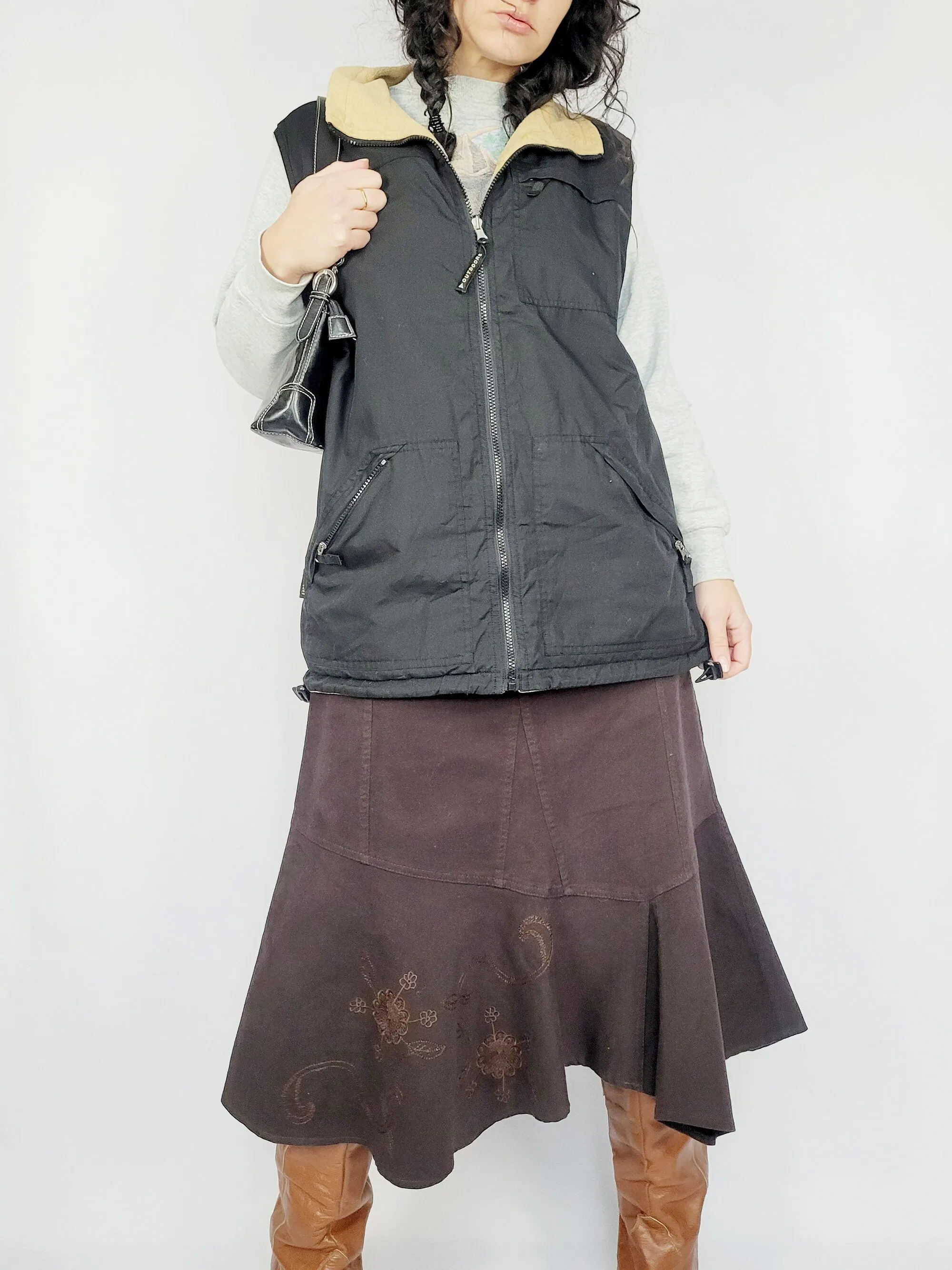 Retro 90s reversible black & beige combo vest gilet