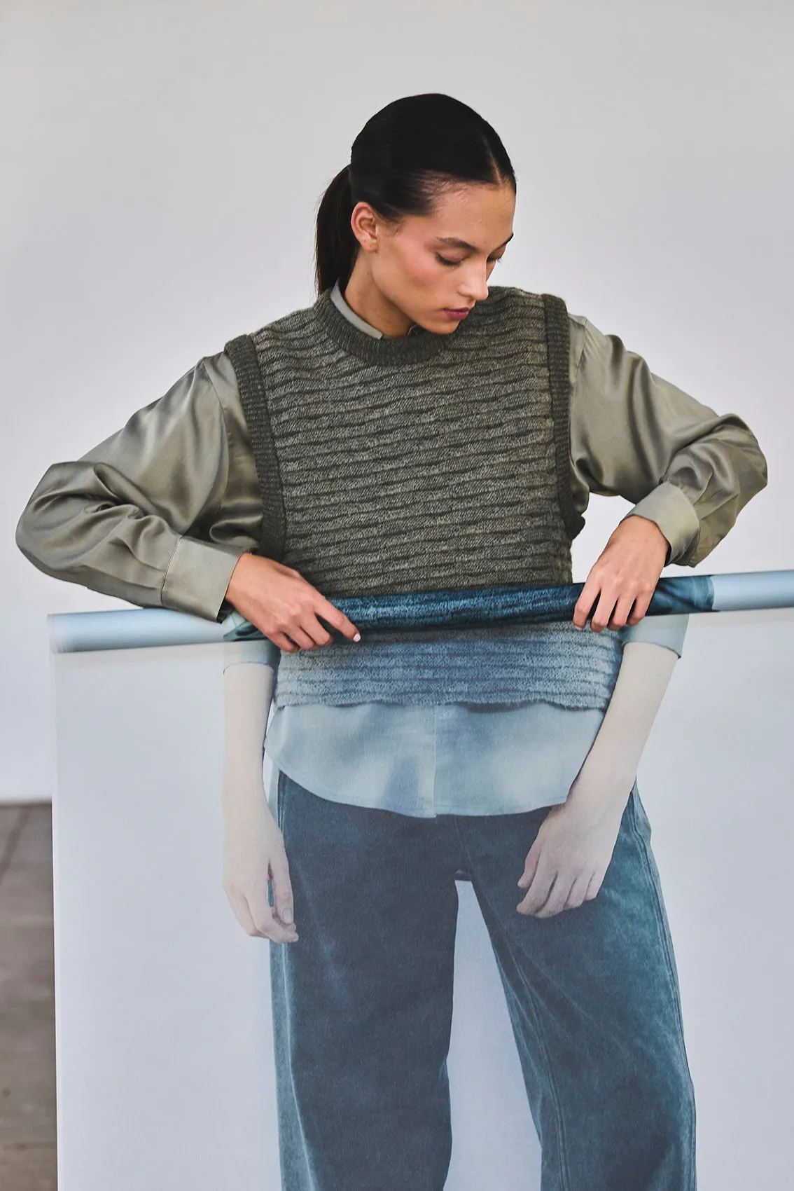 Textured Alpaca Knit Sweater Vest - Musgo