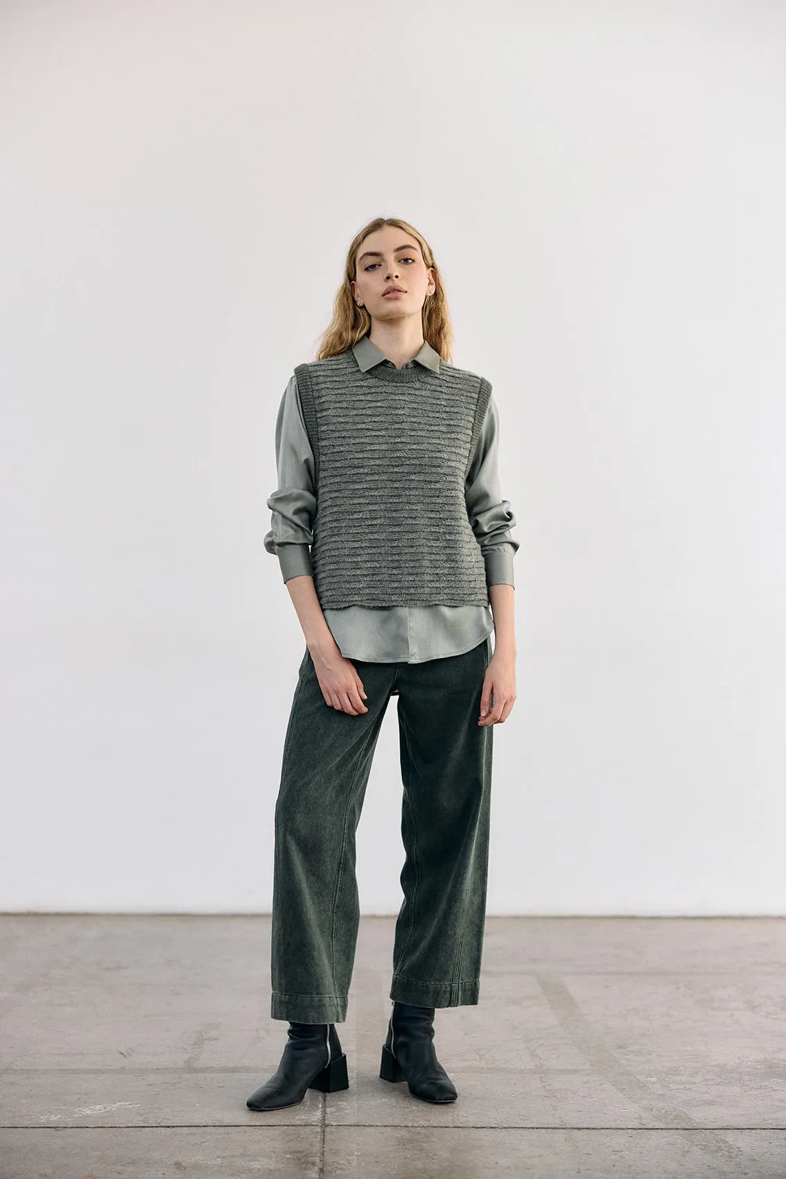 Textured Alpaca Knit Sweater Vest - Musgo