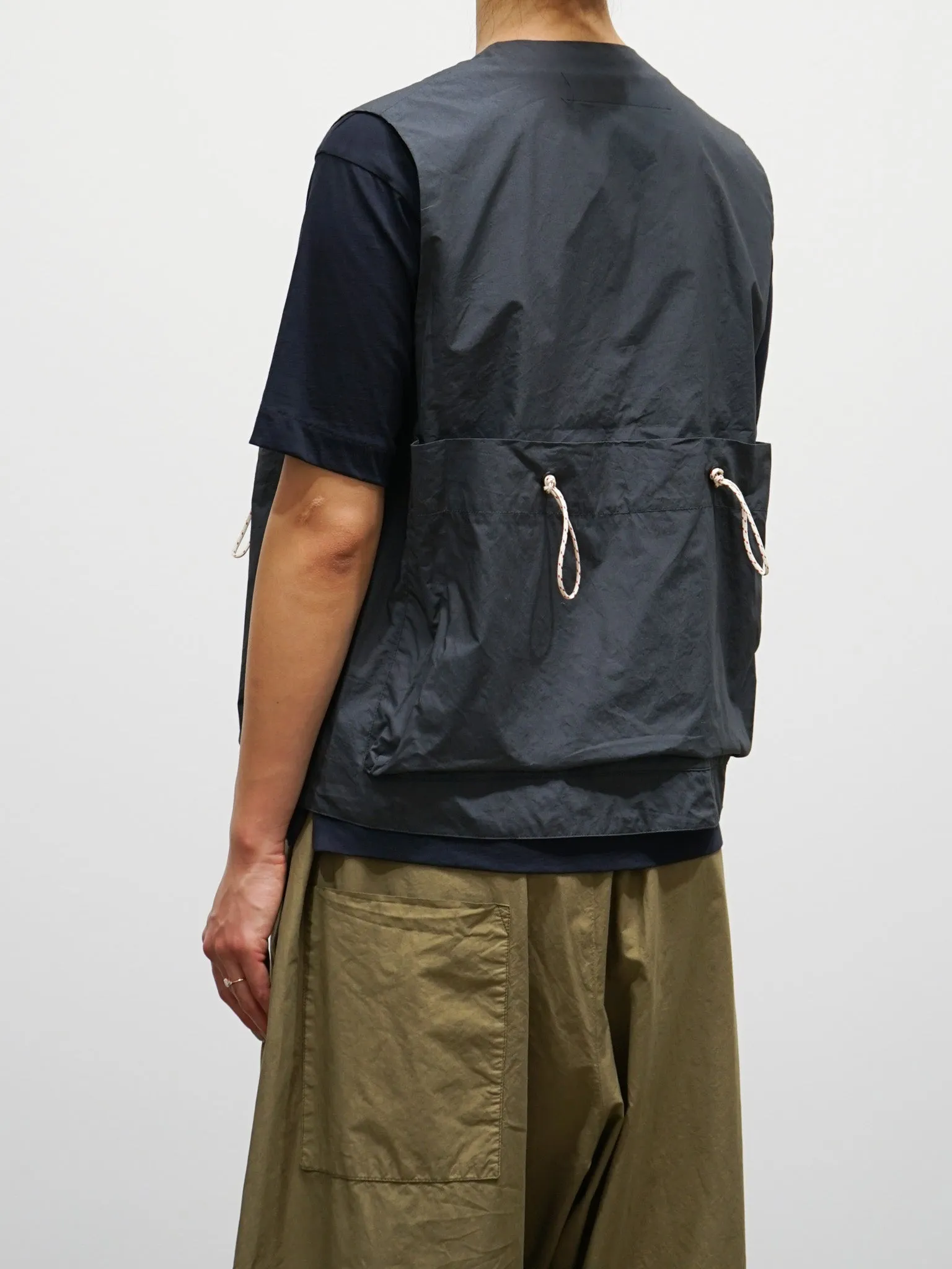 The Roper Gilet - Papery Cotton Tar
