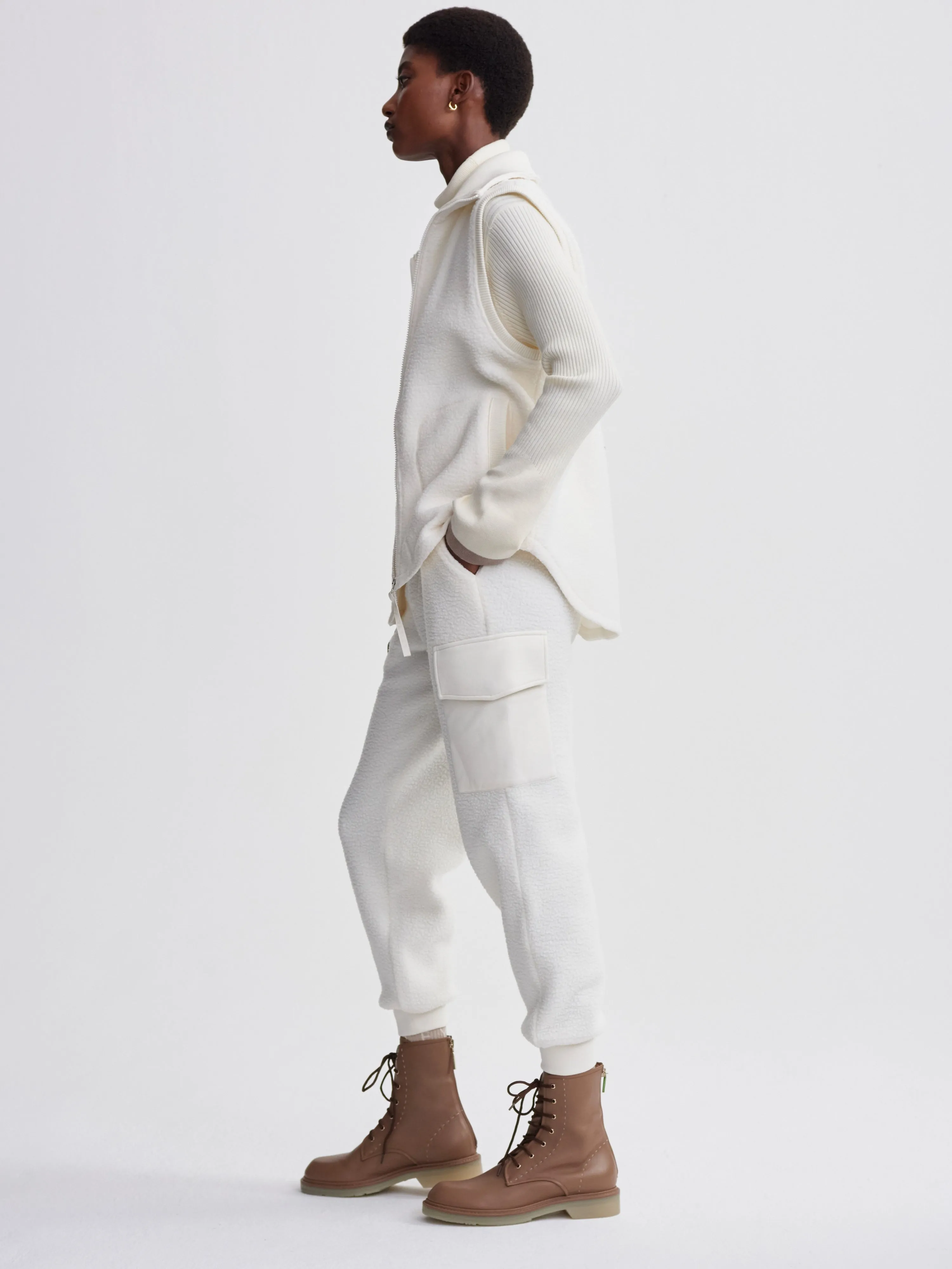 Varley Maggie Fleece Gilet 2.0 in Egret