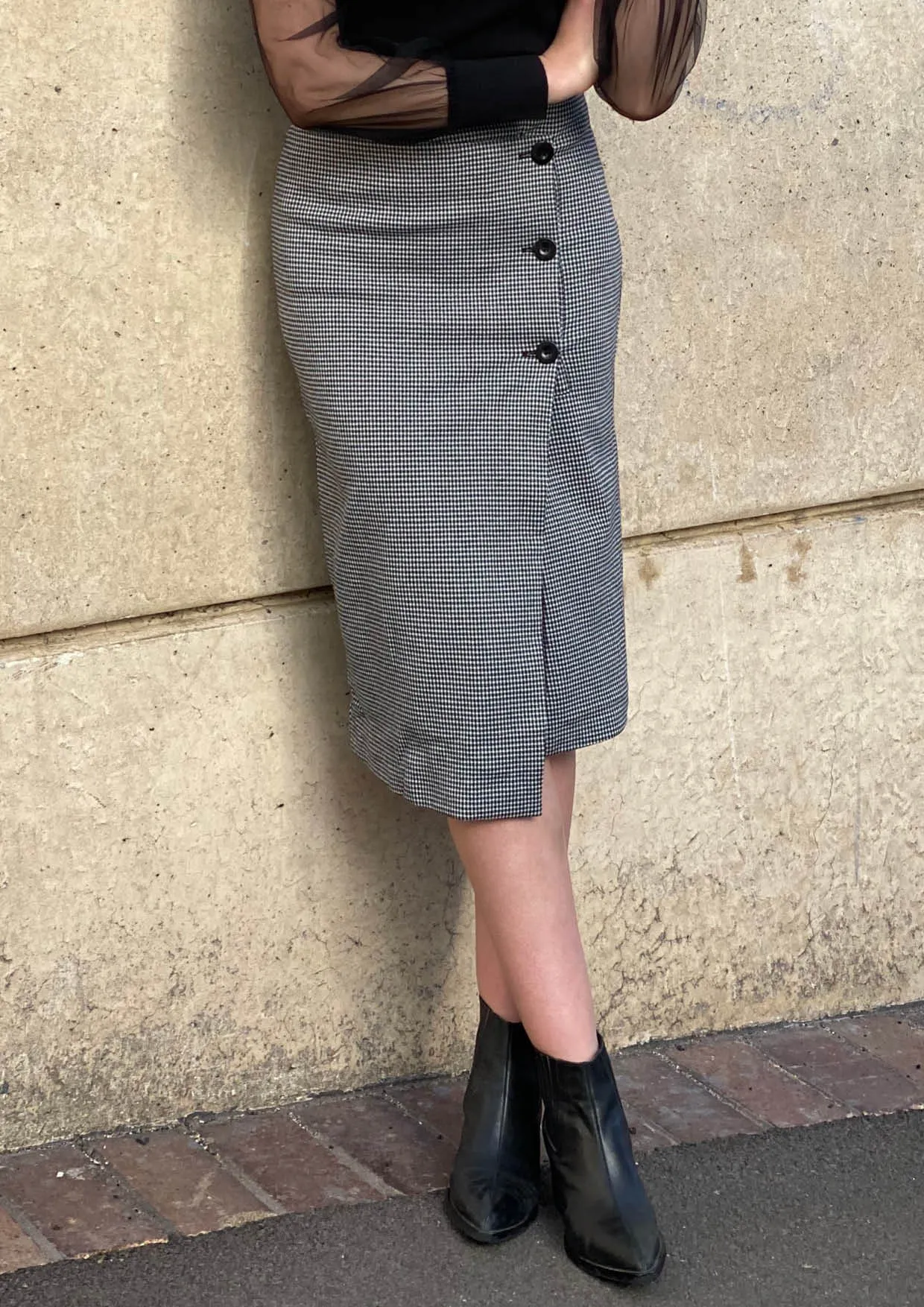 YW2095SS Check Wrap Front Skirt (Pack)