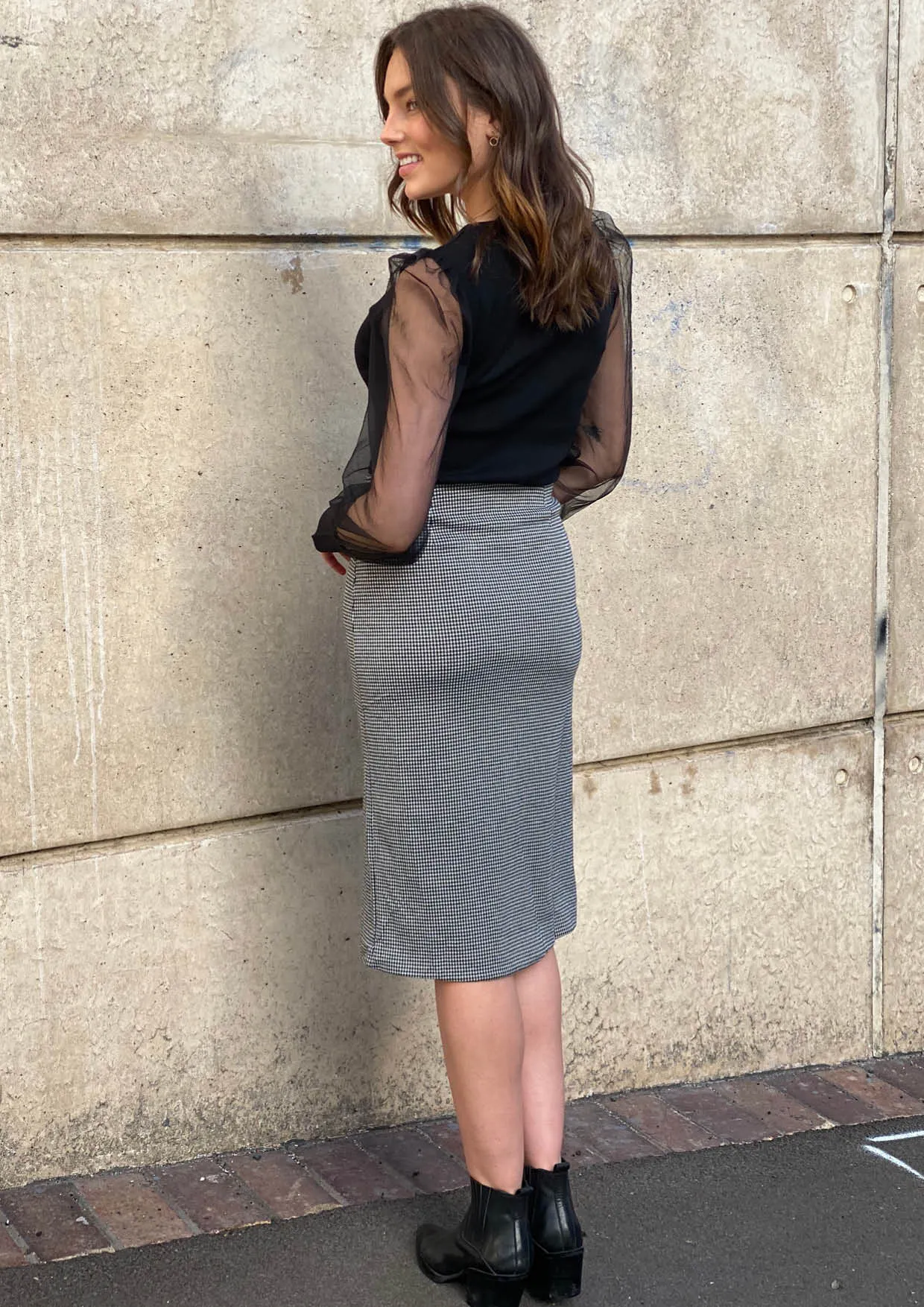 YW2095SS Check Wrap Front Skirt (Pack)